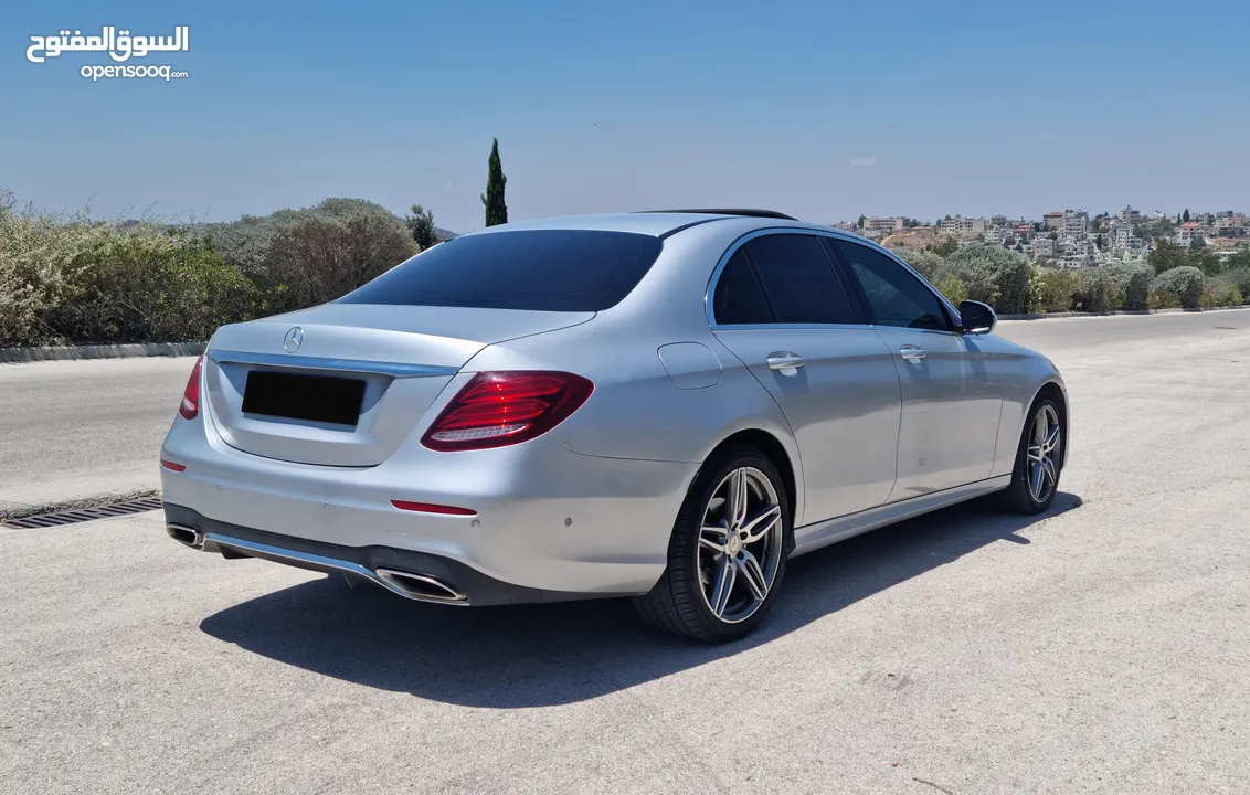 فل أوبشن - دهان شركة بالكامل - سيارة مميزة جدا جدا - Mercedes benz (E200) - AMG