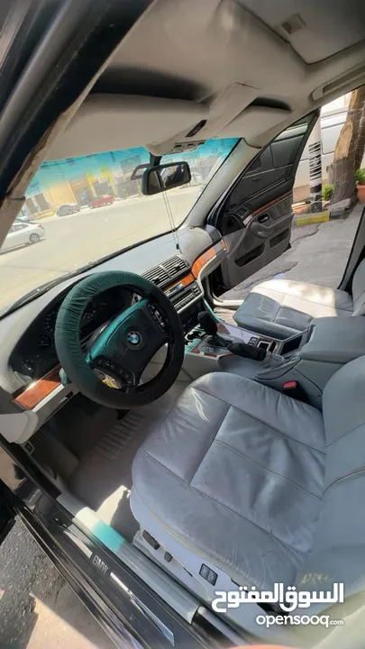 BMW موديل 1999 دب
