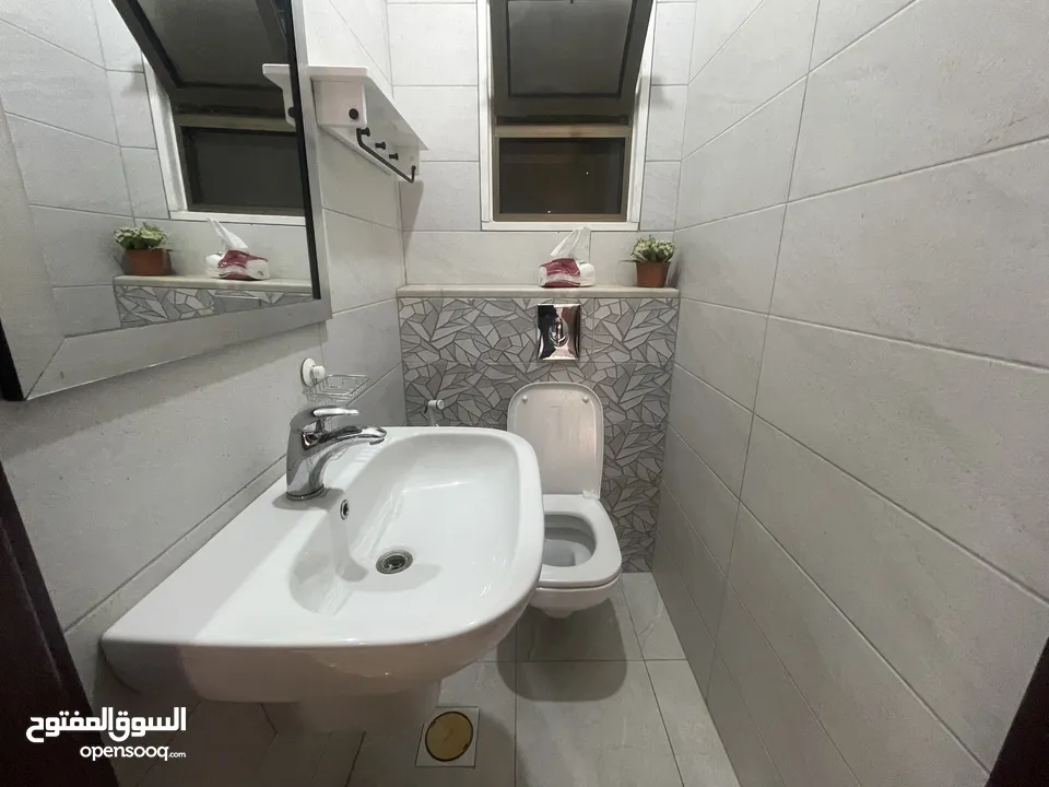 شقة مفروشة للايجار في الروابي  ( Property 38990 )-175072411