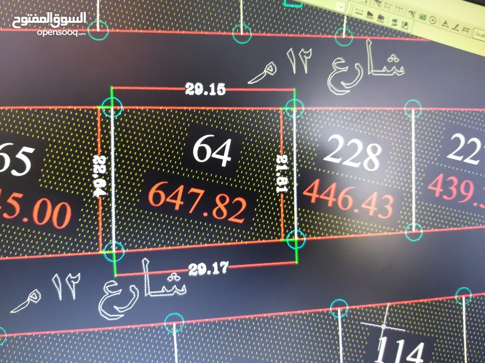 قطعة ارض على شارعين 12 م كل شارع