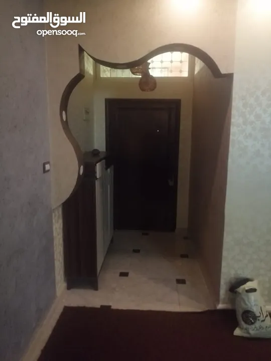 شقه للبيع في إربد البارحه ابان