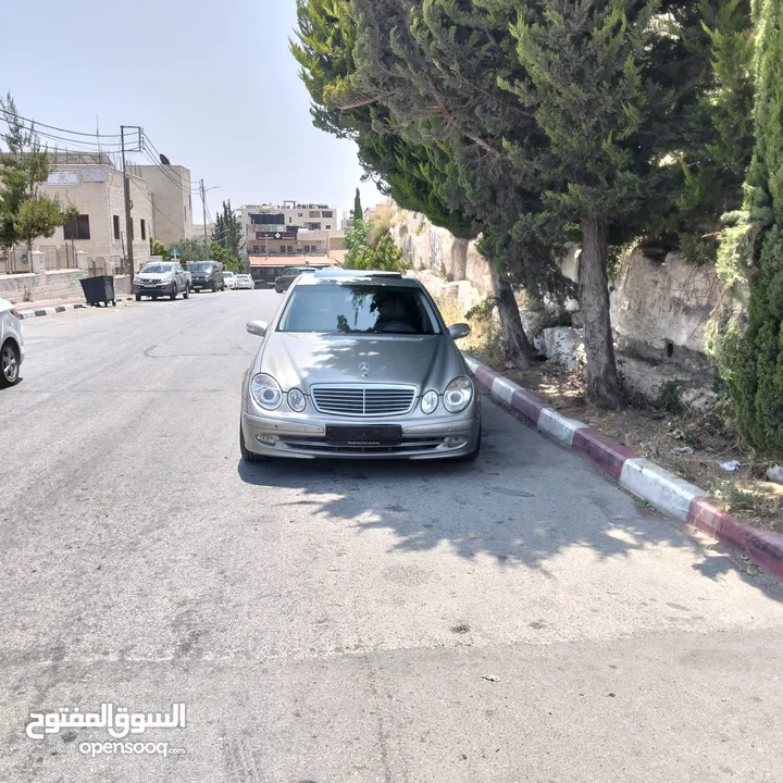 مرسيدس E240