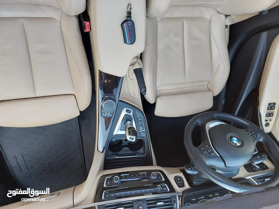 BMW 330e موديل 2017 للبيع