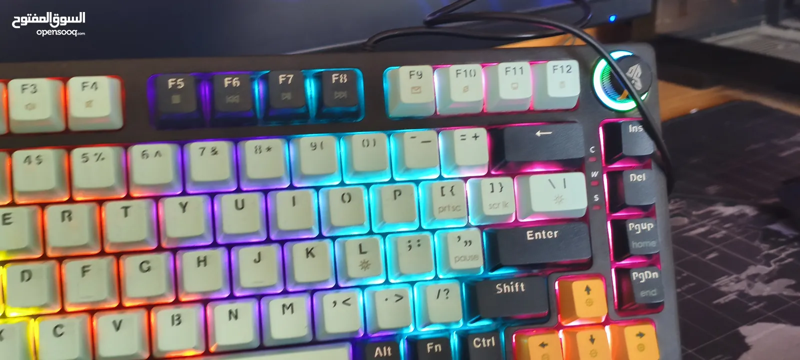 بيسي قيمنق للبيع...كلشي بالصورة ملاحظة:السعر موجود كحد اقصى يتم المناقشة فيه بين المشتري والبائع