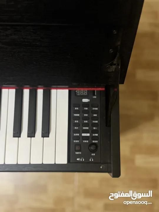 Electronic Professional Piano 88 Keys With control pad I بيانو احترافيه تقنيه 88 مفتاح ومع لوحة تحكم