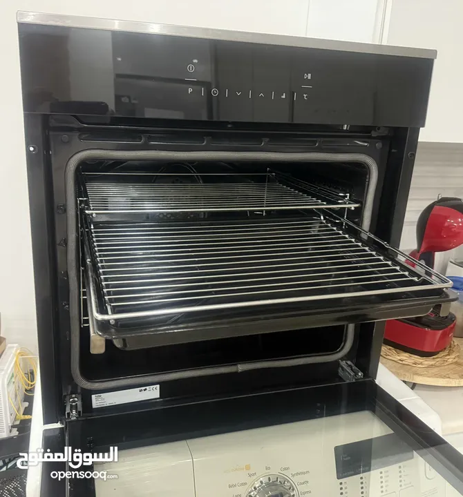 Beko oven pyrolytic 72L