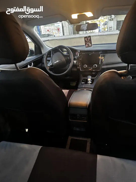 سيارات للايجار يومي اسبوعي شهري  بافضل الاسعار يوجد لدينا سيارات كهرباء وهايبرد