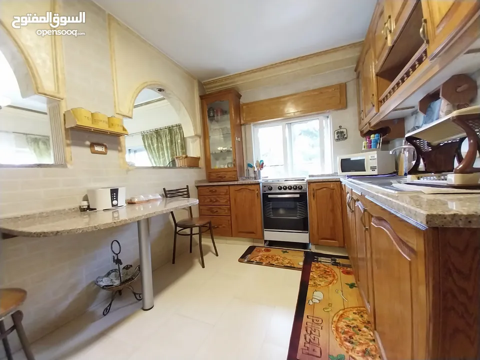 شقة للايجار في الويبده  ( Property 36528 ) سنوي فقط