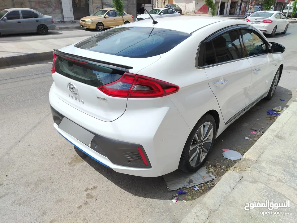 هونداي ايونك 2018 للبيع