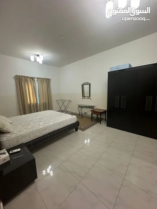 2 BHK Furnished Flats For Rent on Bareeq AL Shatte - شقق مفروشة غرفتين وصالة للايجار في بريق الشاطئ