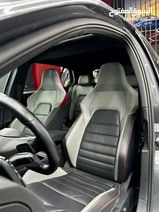 GTI mk8 عداد 30 ألف . اضافات نادرة . بحال الوكالة