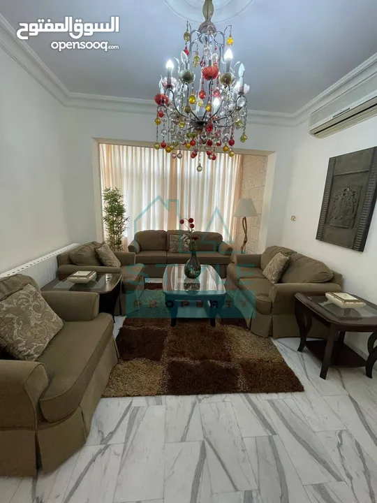 شقة طابق ارضي معلق مفروشة للايجار في عبدون مساحة 170 متر مربع.