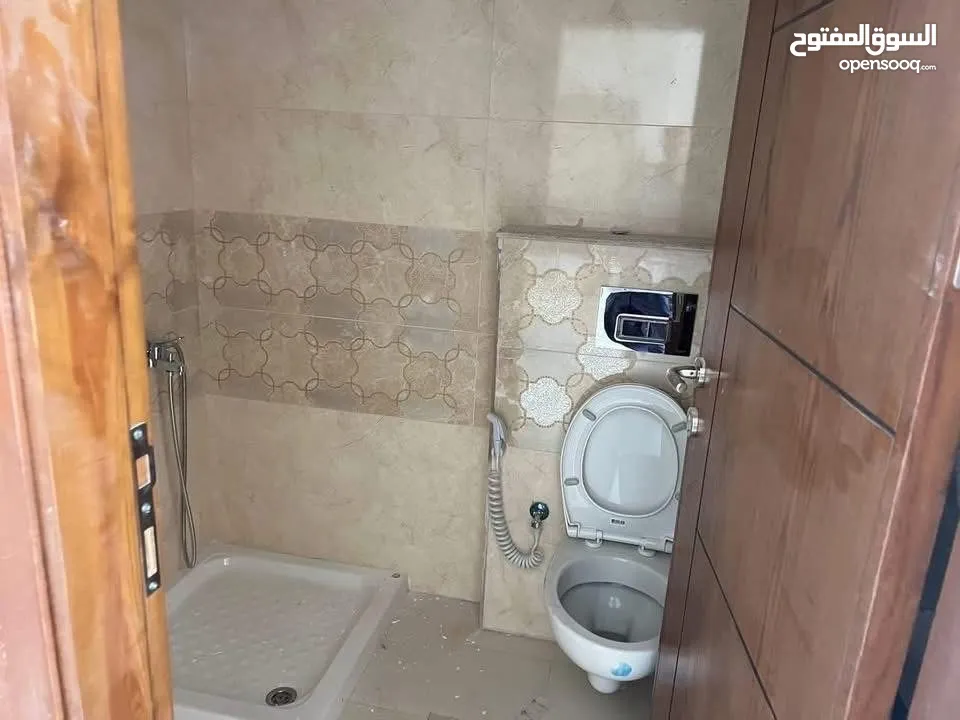 شقه فارغة لم تسكن من قبل في المصيون  فرب بن ازحيمان