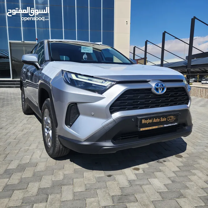 TOYOTA RAV4 Hybrid 4*4 LE 2024