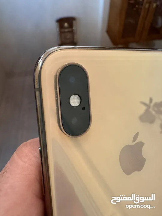 iPhone Xs بحالة ممتازة