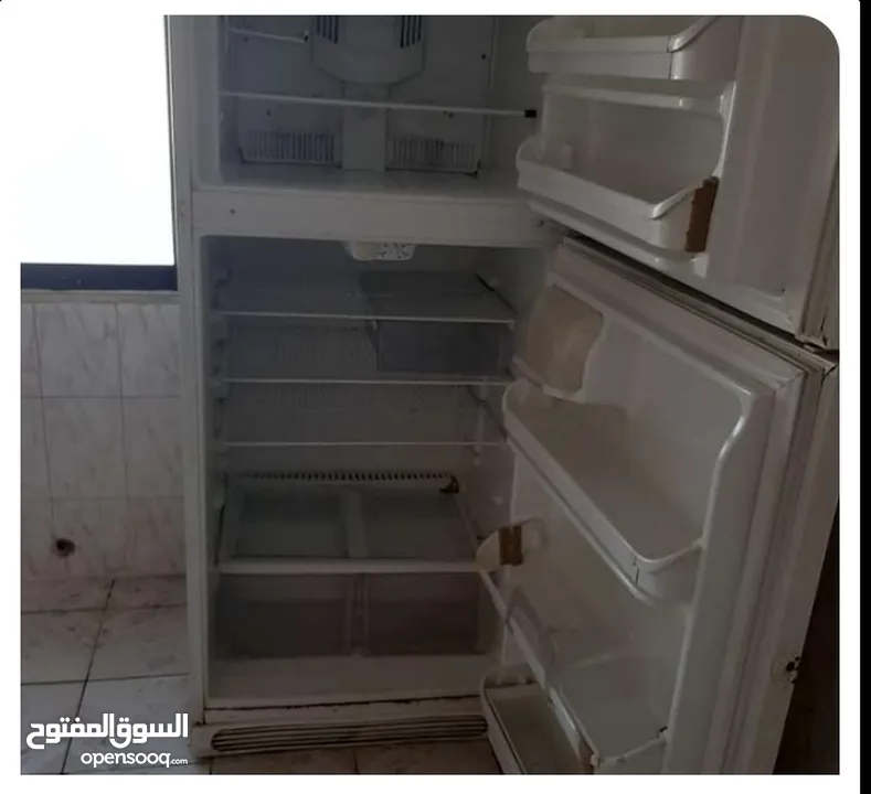 ثلاجة مستعملة للبيع