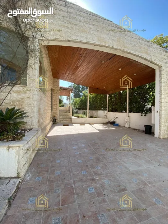 فيلا للايجار .. يوجد خيارات اخرى Villa for rent.. other options available / V152