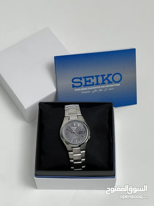 فرصة سيكو 5   Seiko 5  جديدة لون أسود  بسعر أقل من السوق التاريخ واليوم بالعربي