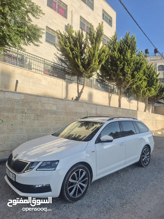 اوكتافيا 2020 ترخيص 2020 عداد 105000