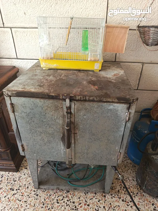 بيع عفش بيت كامل و اجهزه كهربائية السعر ع الكاش و لكل العفش أو نصفه على الأقل