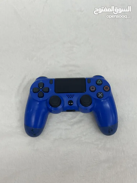 بلايستيشن 4 "1تيرا" مع كرتونتها مع اربع العاب PS4”1T”and four games