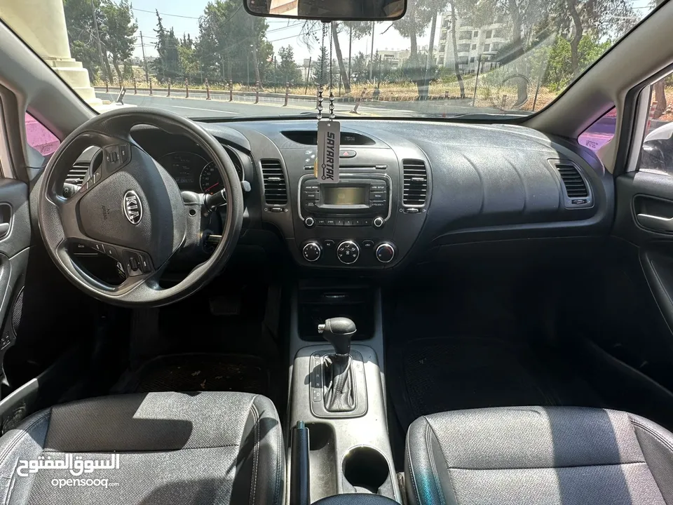 KIA  K3 3جيد