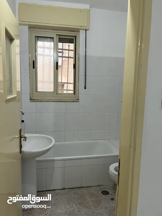 شقة للإيجار