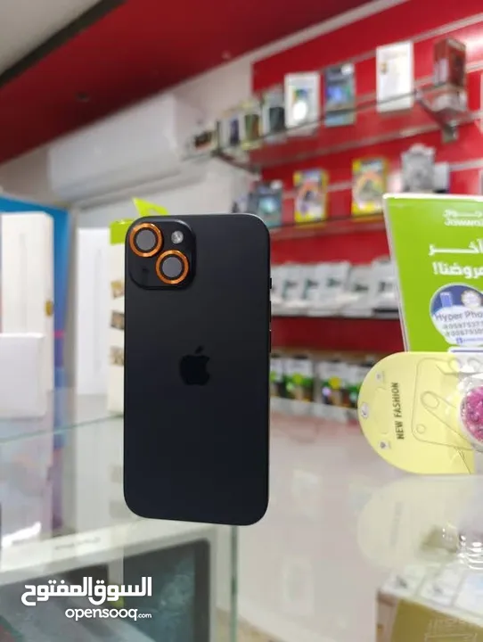 iPhone 15 مستخدم