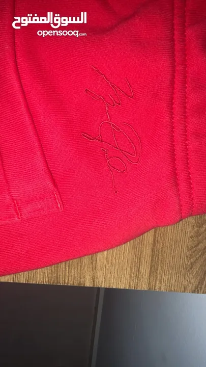 Red Nike Jordan pants (Michael Jordan signature)
