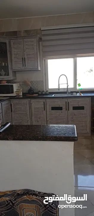 بيت مستقل طابقين