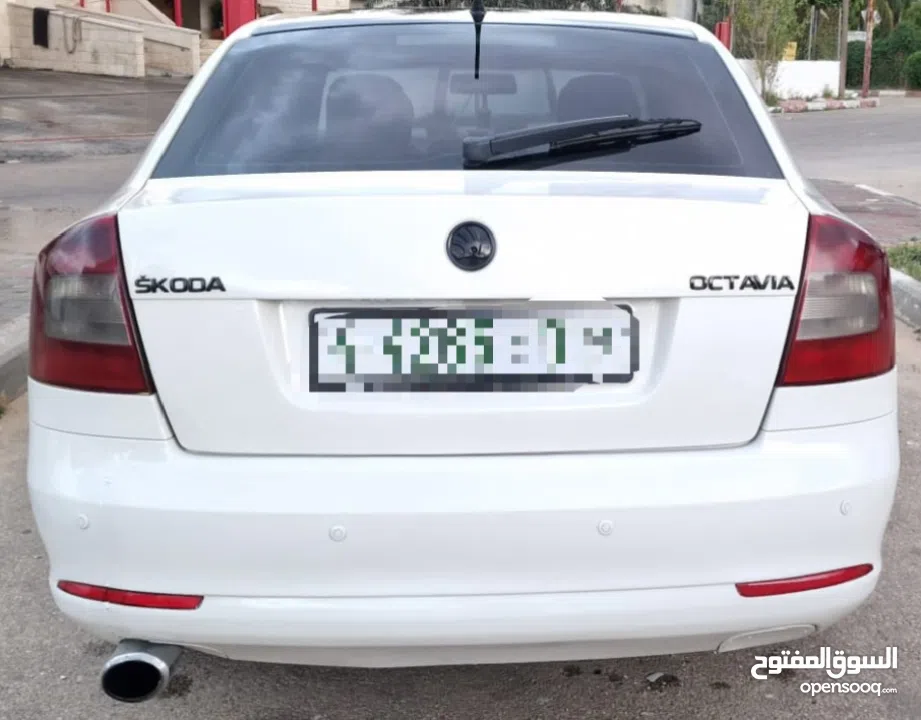 سكودا اوكتافيا 2012