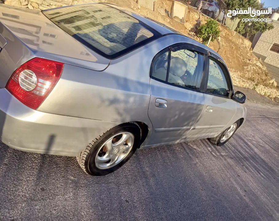 سيارة هونداي ألنترا 2006 لون رمادي ترخيص وتأمين سنة