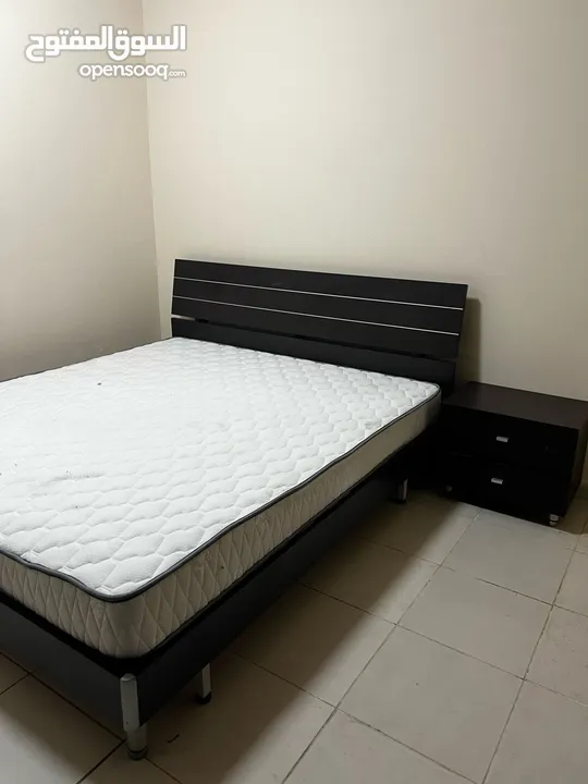 2bhk furnished bedroom & bed space for monthly rental sharing aprt.