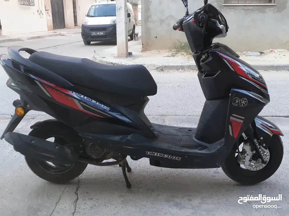 Scooter UNISCOOT CRUISER 80CC - Electro Chaabani vente electromenager‏
