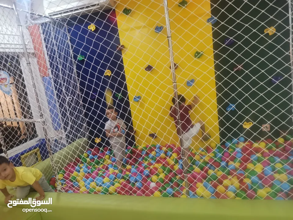بركة طابات مترين في مترين مع 2000 طابة