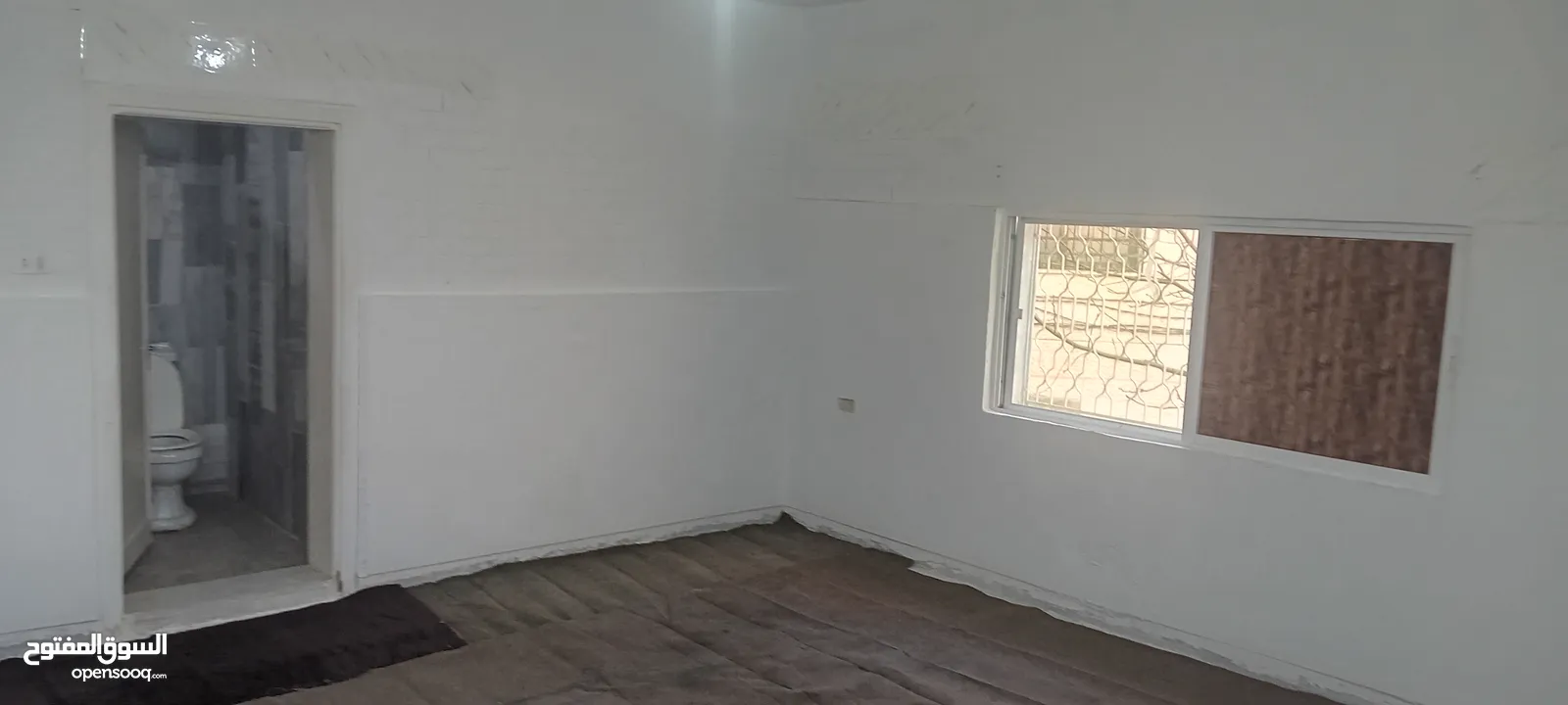 شقة للإيجار في زبده