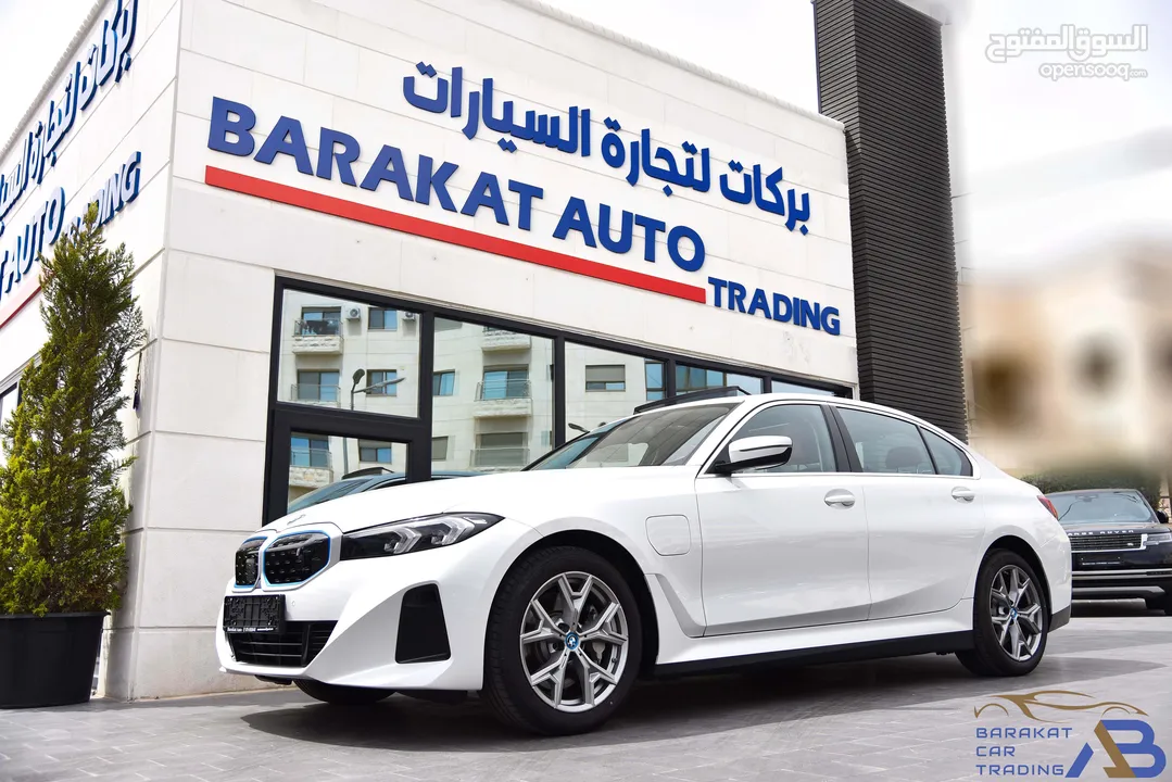 بي ام دبليو الفئة الثالثة كهربائية بالكامل 2023 BMW i3 eDrive35L EV M Power Kit_Full Option