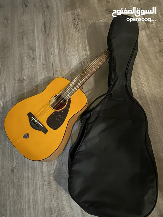 قيتار/غيتار ياماها مستعمل مره واحده فقط original Yamaha guitar