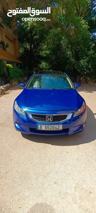 Honda accord coupe 2010