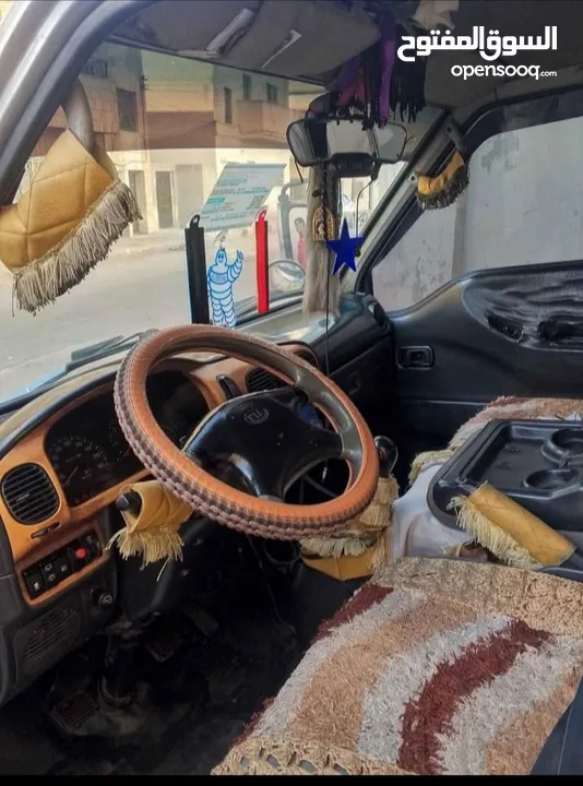 باص h100 للبيع موديل 2001