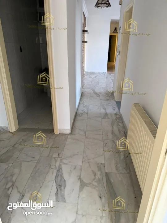 شقة فارغة - دير غبار - 3نوم 1ماستر - 230م - ارضي - حديقة - قرب الخدمات العامة