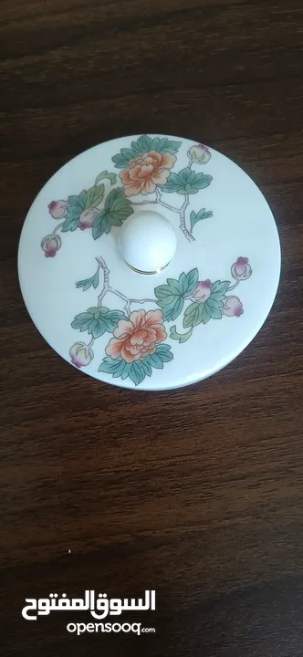 وعاء/مرطبان خزفي فاخر من WEDGWOOD - Kutani Crane - إنجليزي أصلي
