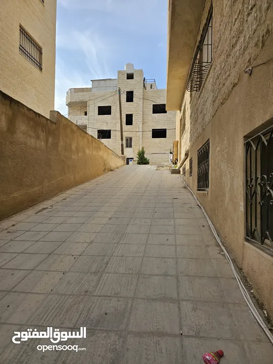 شقة للبيع في طبربور / مقبال وزراة الصحة