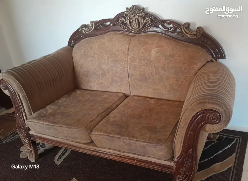 طقم كنب 9 مقاعد مع سجاد