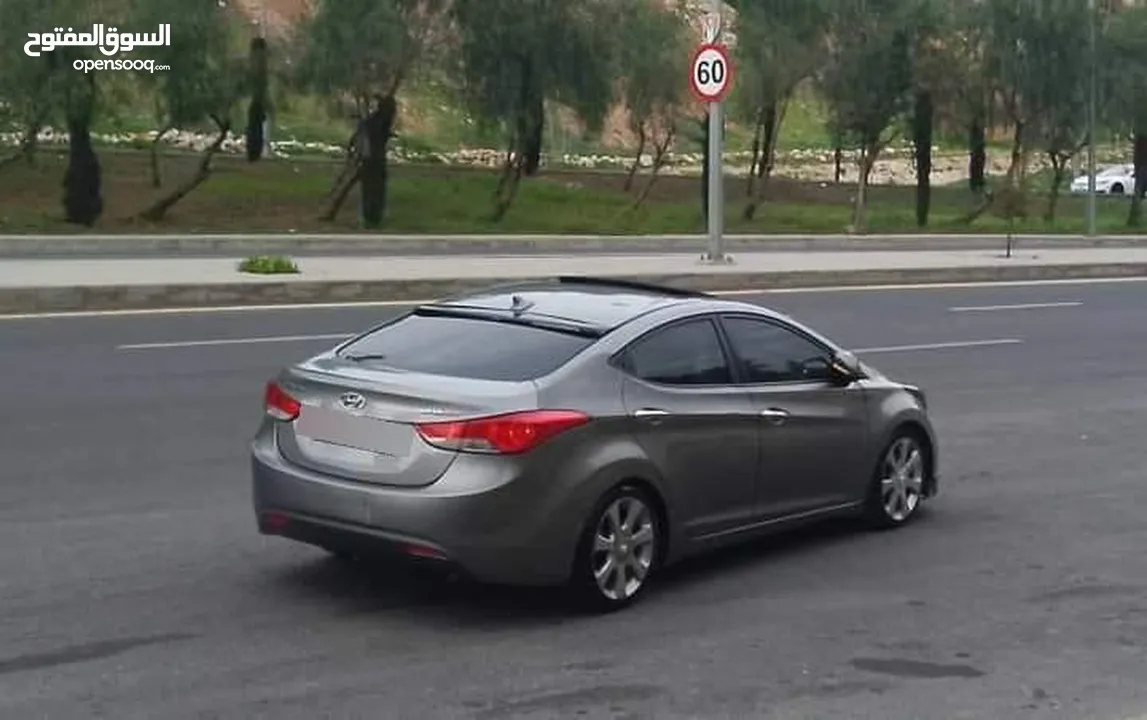 هونداي افانتي MD تاب أعلى صنف موديل 2011 بنزين أصلي فحص كامل كرت ابيض 7 جيد بدون ملاحظات ماتور 60%