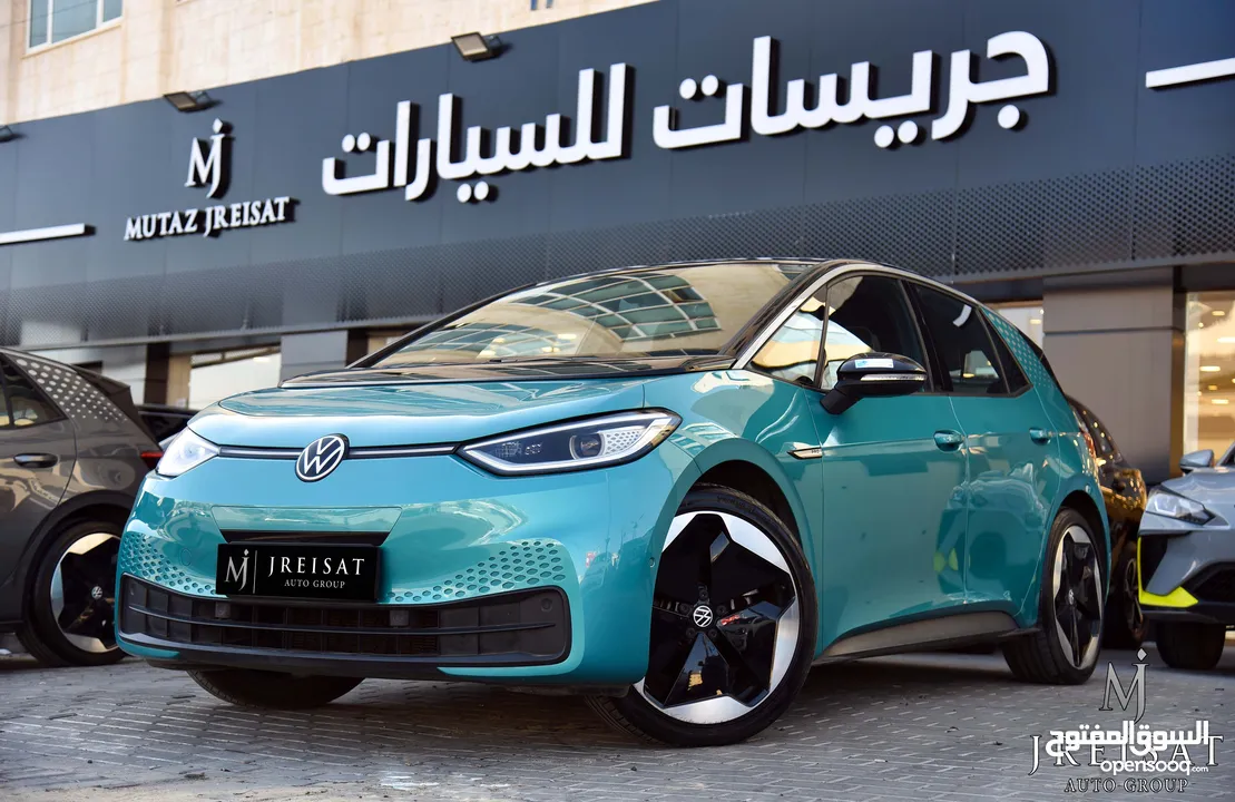 فولكس فاجن ID.3 برو الكهربائية بالكامل 2022 Volkswagen ID.3 PRO