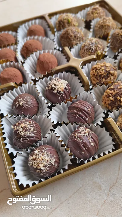 La BonBon Chocolate  شوكولاته شغل يدوي مميزة بجودة عالية  و مصممة لالك انت ، شوكولاته بلجيكي و فرنسي