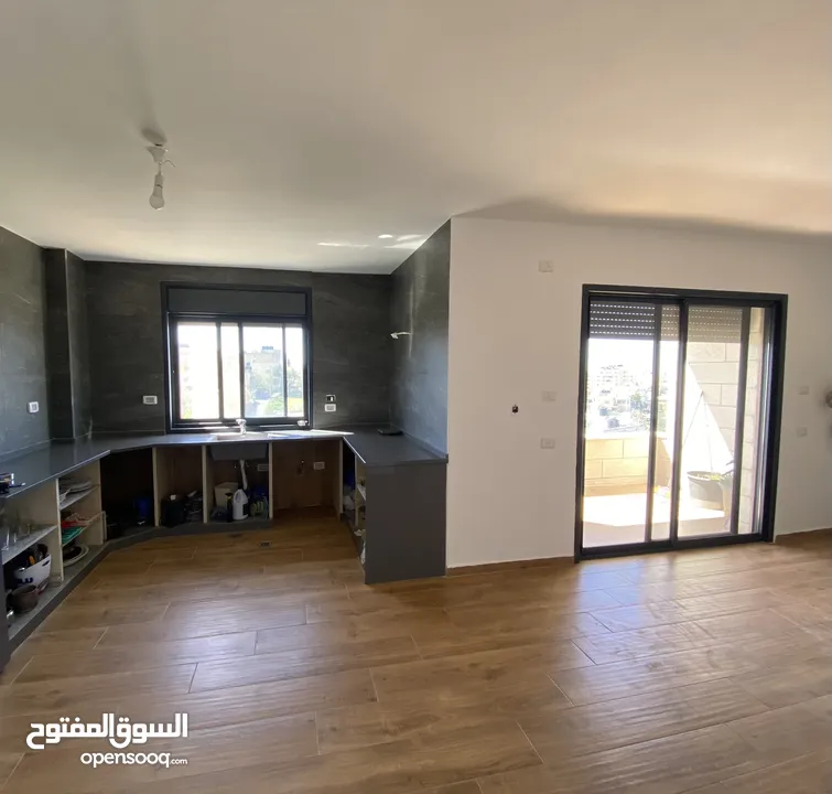 شقة للبيع في بيرزيت