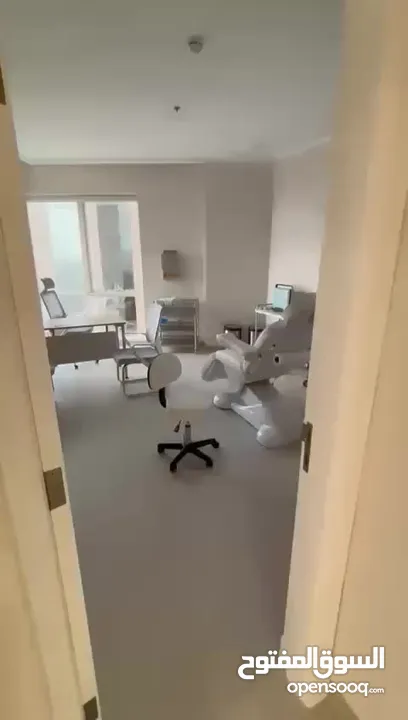 Dubai Luxury clinic for sale with full equipments in trade center 1