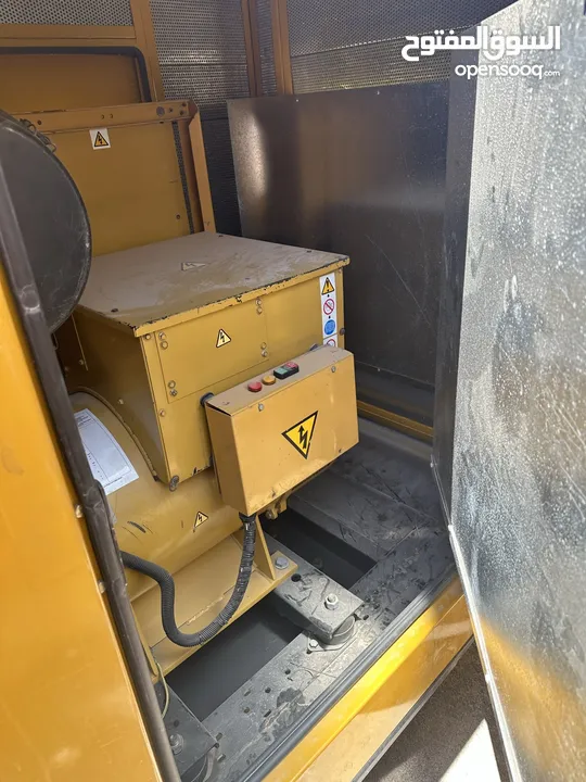 مولد كهرباء CAT 275 KVA مكفول